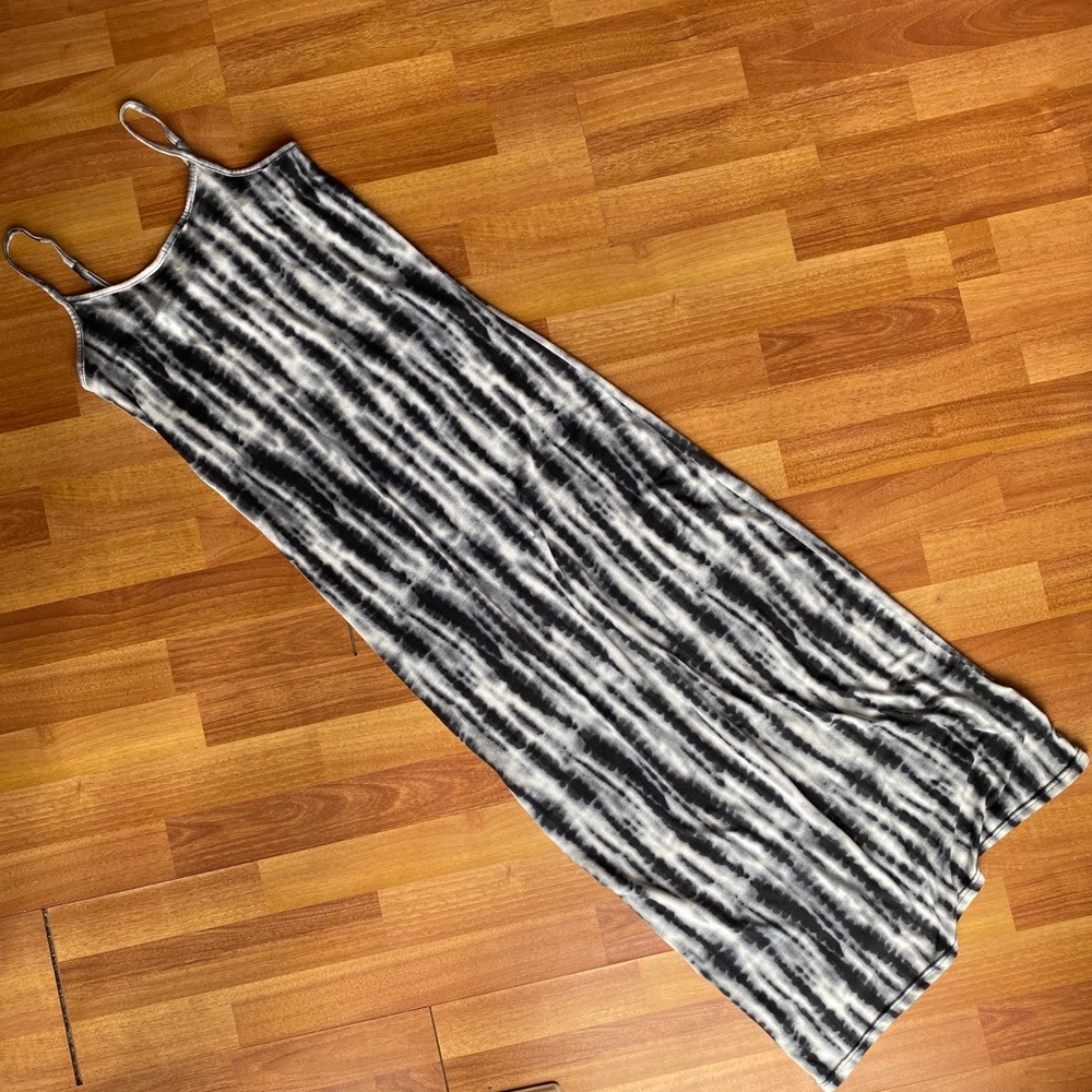 MAXI DRESS - Picture 3 of 8